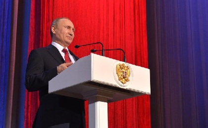 Владимир Путин заработал в 2015 году почти 9 млн рублей