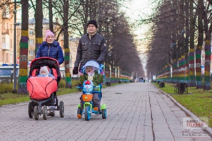 За рождение первенцев молодые мамы могут получить от 50 до 100 тыс. рублей