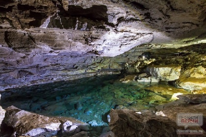 Дайверы и спелеологи почистили от мусора Кунгурскую пещеру