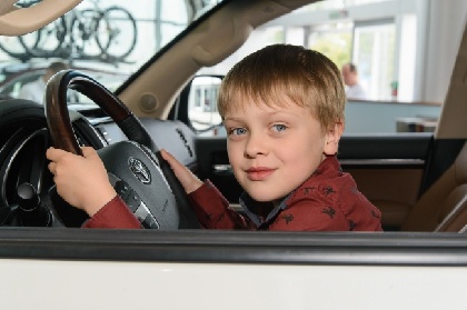 В Перми провели тест-драйв машин для маленьких и взрослых