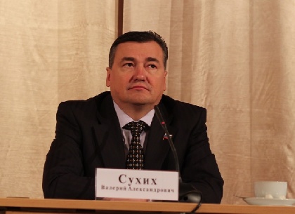 Валерий Сухих участвует в работе выездного заседания комиссии Совета законодателей