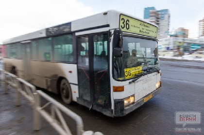 На ул. Пушкина в неисправном автобусе пострадали пассажиры