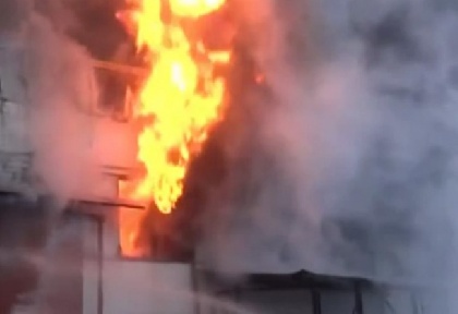 В Перми из горящего дома эвакуировали 96 человек