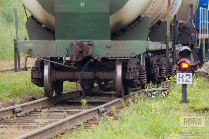 В Пермском крае четырех порожних вагона грузового поезда сошли с рельсов
