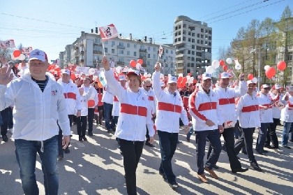 Более полутора тысяч лукойловцев Пермского края прошли в праздничной первомайской демонстрации
