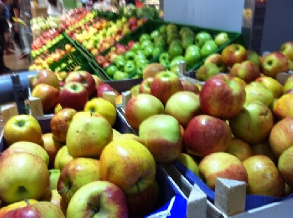 Прикамец торговал грецкими орехами и яблоками без документов об их происхождении 