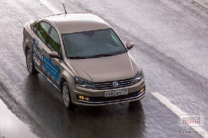 Новый седан Volkswagen Polo: городской комфорт в дальних поездках