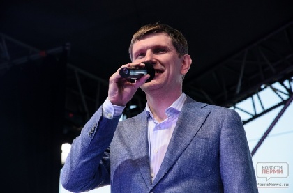 Губернатор выступил на Гайдаровском форуме-2019