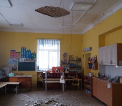 В Перми в детском саду обрушился потолок