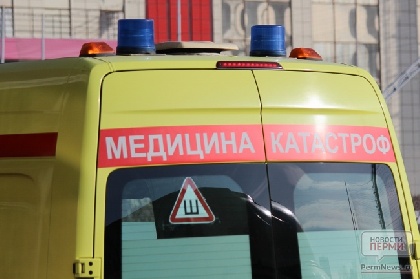 В Перми 14-ый автобус врезался в иномарку 