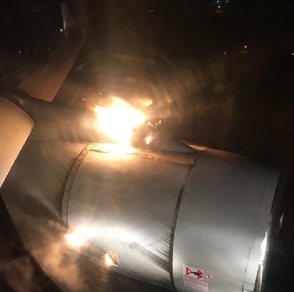 В воздухе у самолета загорелся двигатель, произведенный в Перми