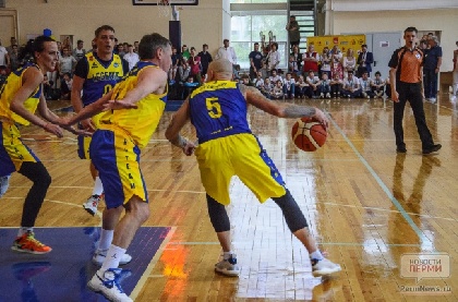 Гала-матч с участием звезд и легенд баскетбола прошел в Перми