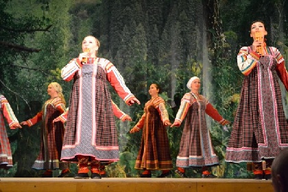 Коми-пермяцкий ансамбль «Шондібан» выступит в Сочи Коми-пермяцкий ансамбль «Шондібан» выступит в Сочи