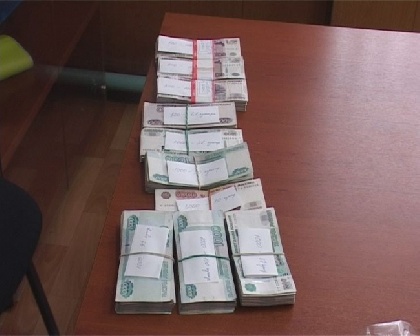 В Березниках судебный пристав похитила 148 тысяч рублей В Березниках судебный пристав похитила 148 тысяч рублей
