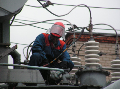 Пермские энергетики повысили надежность электроснабжения трех сельских поселений в Частинском муниципальном округе