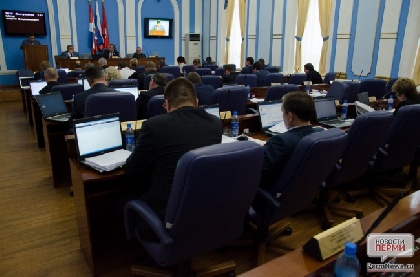 Глава КСП рассказала депутатам о проделанной работе Глава КСП рассказала депутатам о проделанной работе
